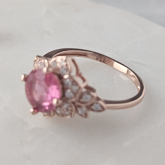 Pink Gemstone Flower ring, 925 Sterling Silver, 18k rose gold Charmed Aroma - Picture 10 of 15